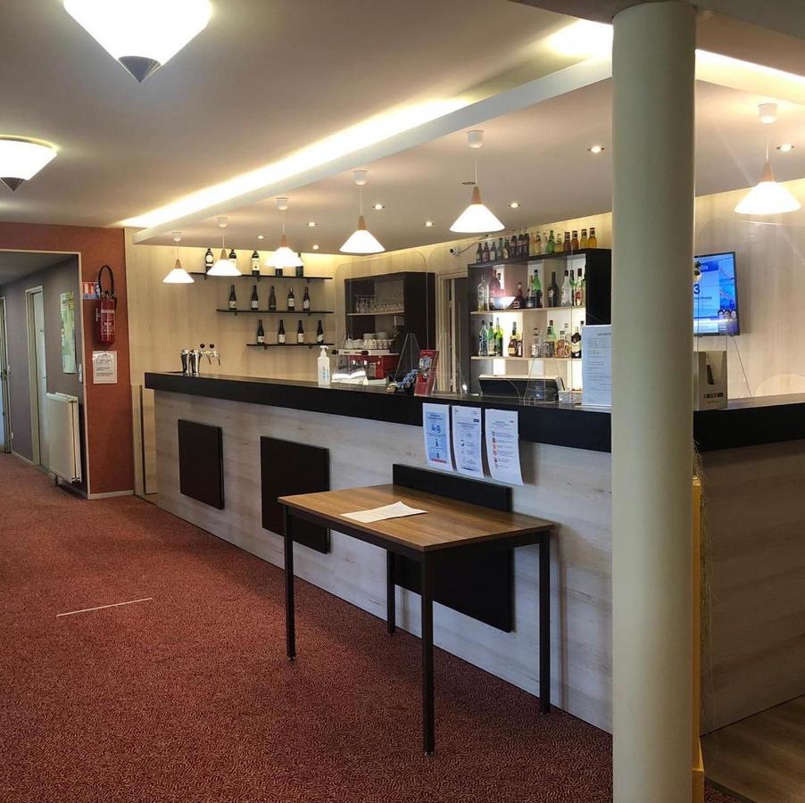 Hotel Altina Pacy-sur-Eure Exteriér fotografie
