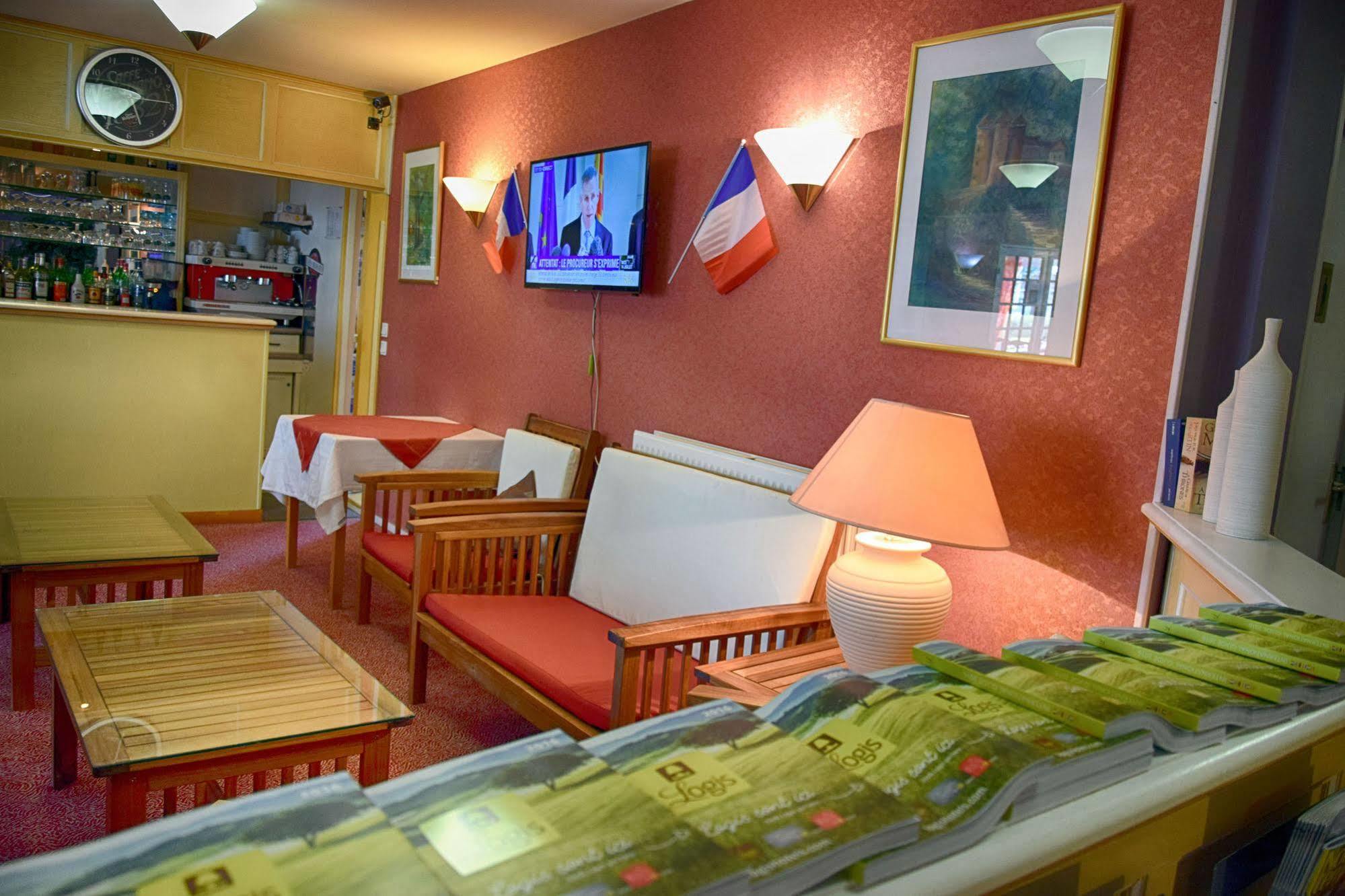 Hotel Altina Pacy-sur-Eure Exteriér fotografie