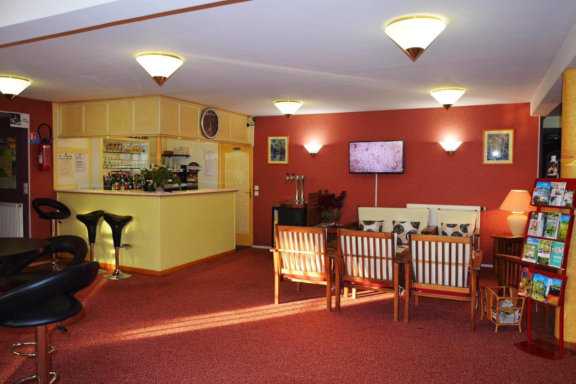 Hotel Altina Pacy-sur-Eure Exteriér fotografie