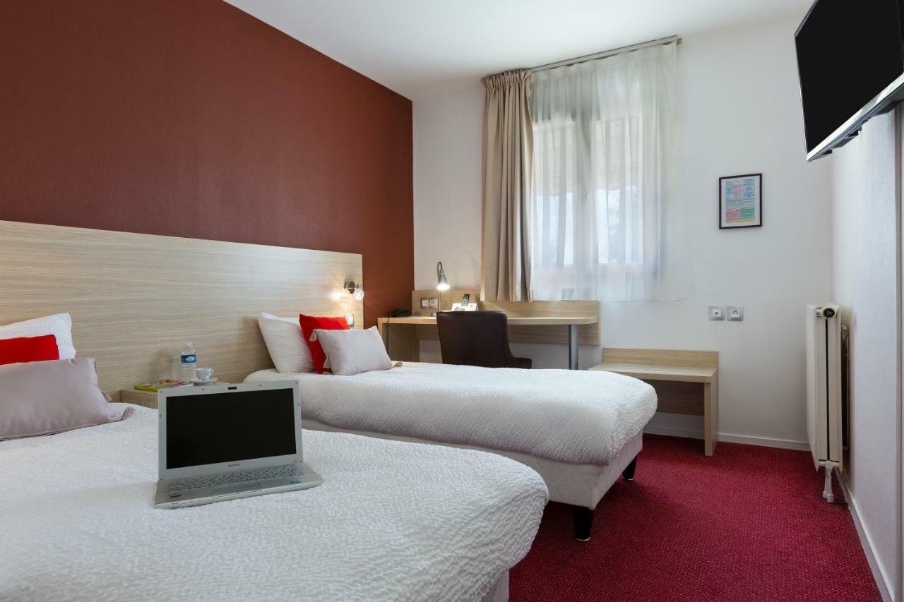 Hotel Altina Pacy-sur-Eure Exteriér fotografie
